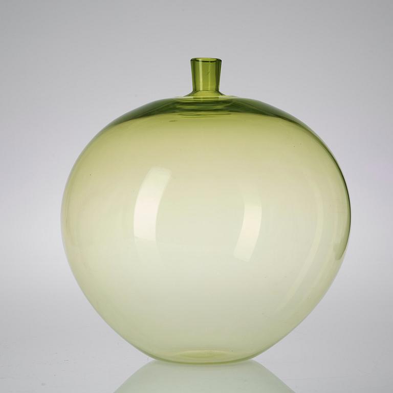 An Ingeborg Lundin green glass vase, Orrefors.