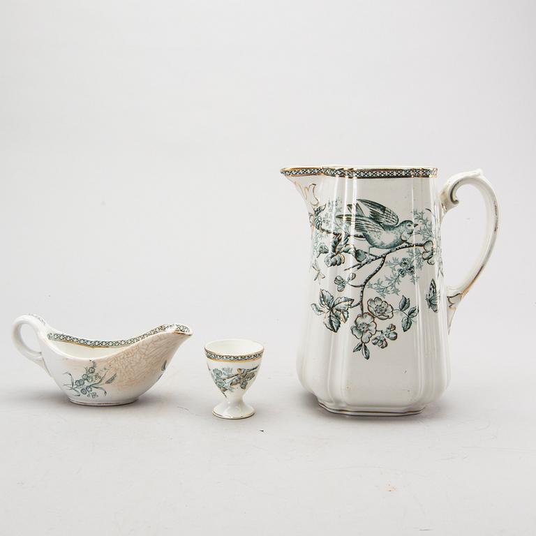 MATSERVIS, 45 delar, flintgods, Växjö Guld, Gustavsberg, omkring år 1900.