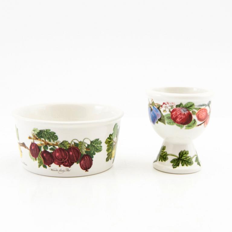 Susan Williams-Ellis, service approximately 92 pieces "Pomona" for Portmeirion, England, earthenware, late 20th century.