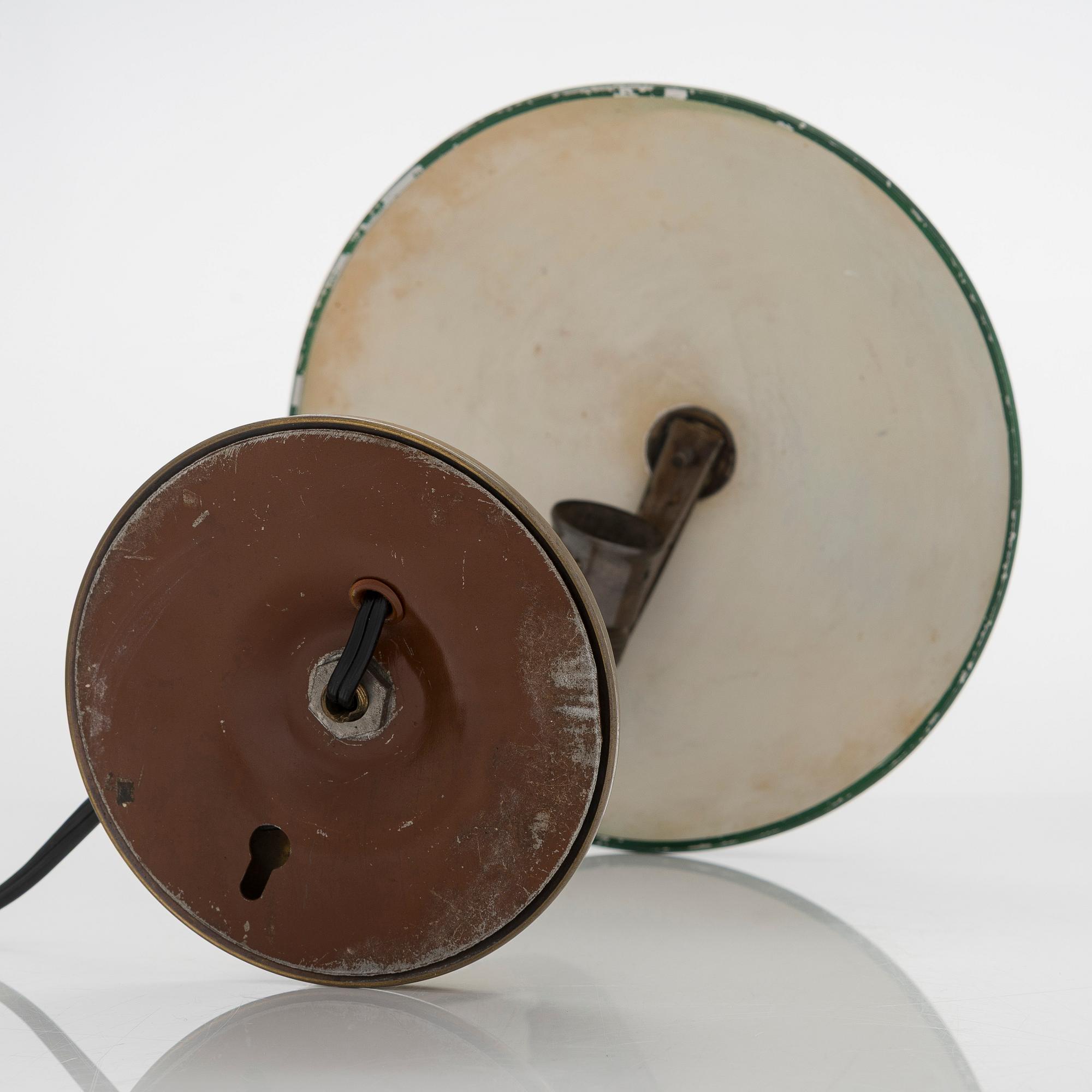 Paavo Tynell, a 1930s  table lamp model 5217 for Taito.
