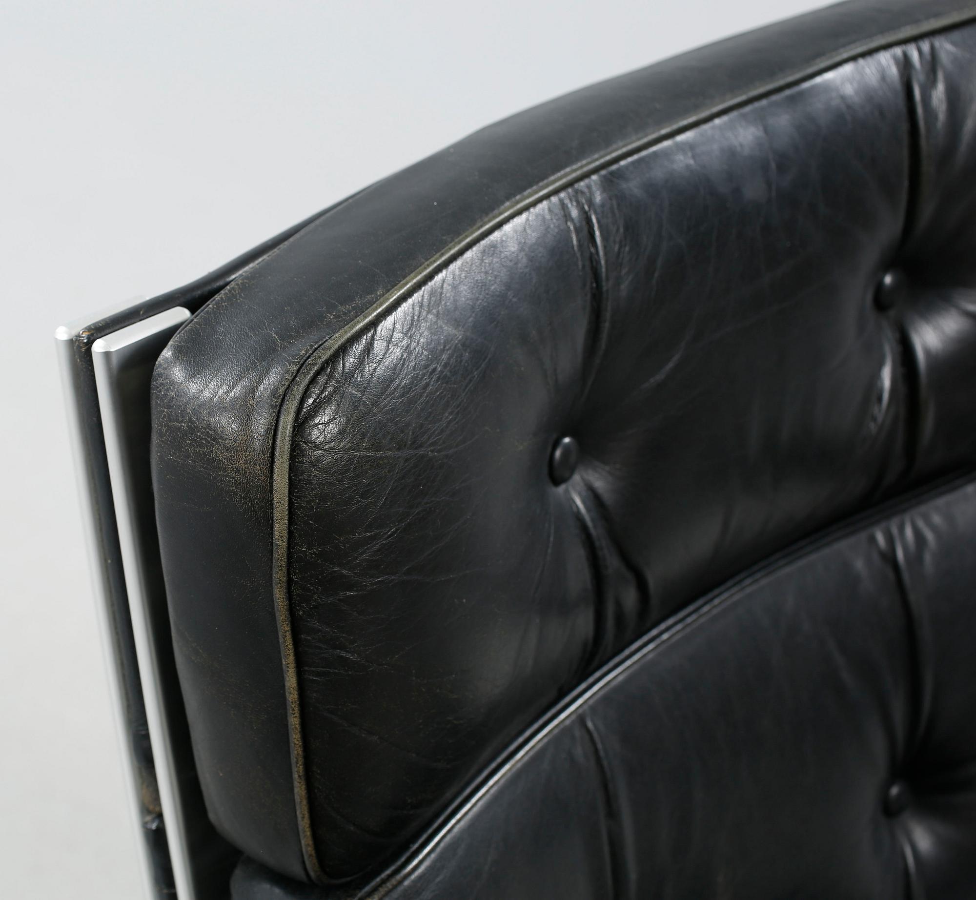A 1970/80s office chair by Karl Erik Ekselius.