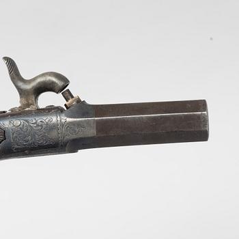 Percussion pistol, British, mid-19th century.