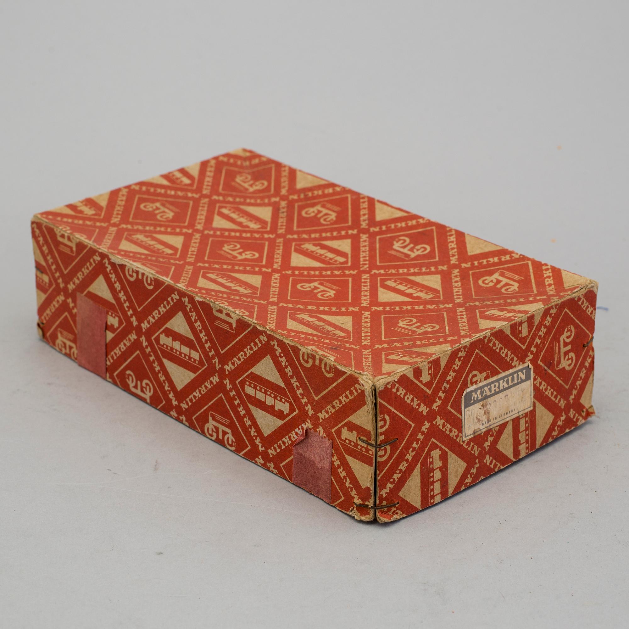 A Märklin streamlined locomotive SK800 3007 H0.