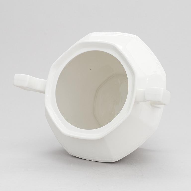 Johnson Bros, ruoka-astiasto "Heritage", 47 osaa, kivitavaraa. Englanti.