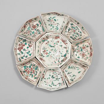 1472. CABARET, nio delar, porslin. Ming dynastin (1368-1644), Swatow.