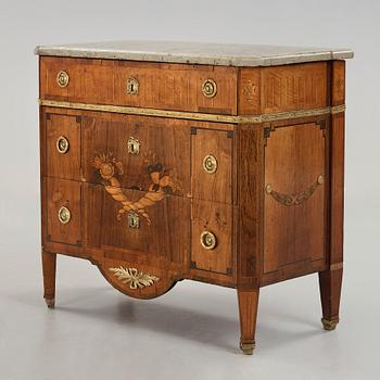 A Gustavian late 18th century commode by Gustaf Foltiern (master in Stockholm 1771-1804).