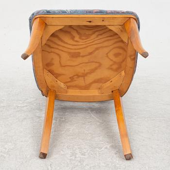 Carl Malmsten, eight 'Pyramid' chairs, second part of the 20th century.