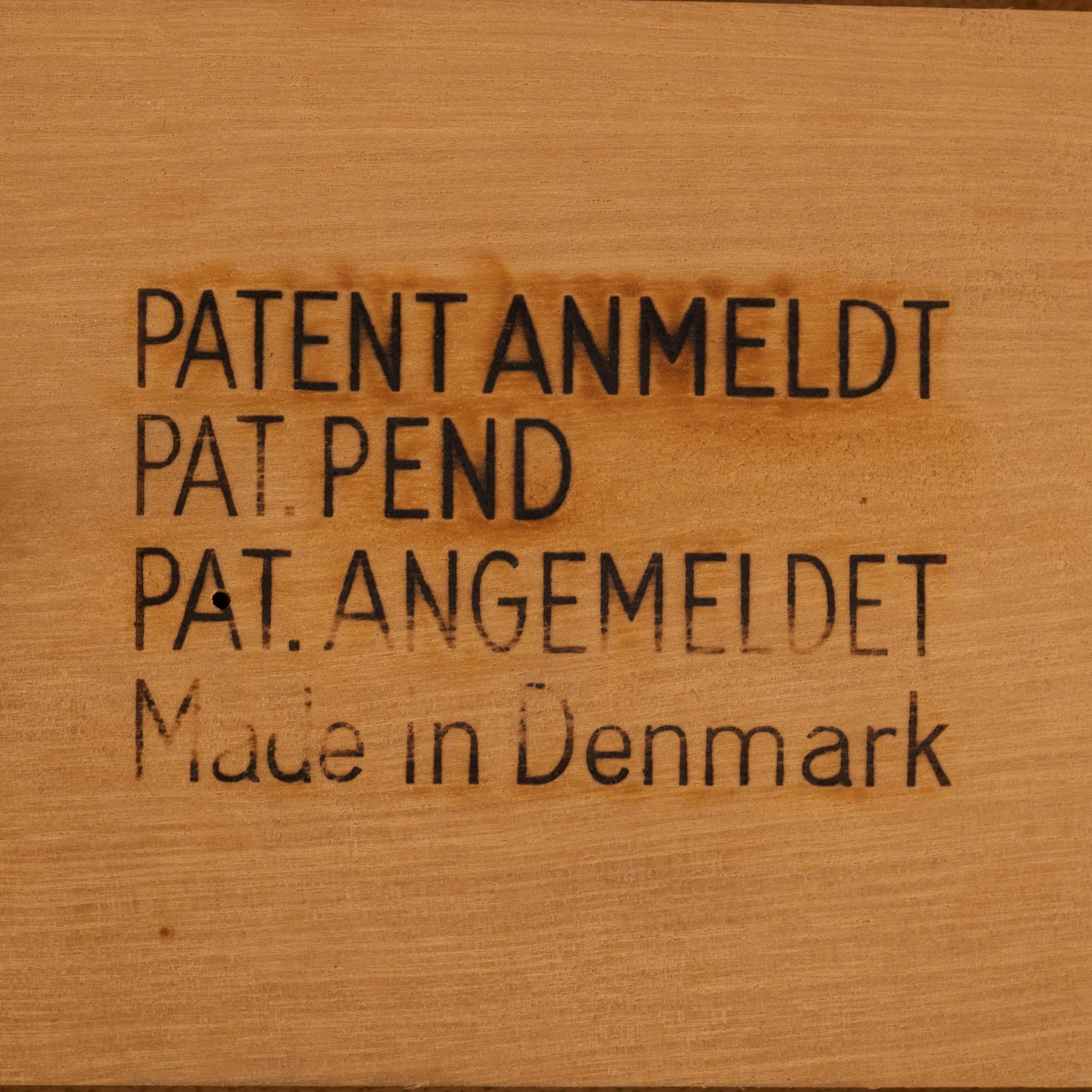 Matbord, "Flip-Flap", Dyrlund & Smith, Danmark, 1960-tal.