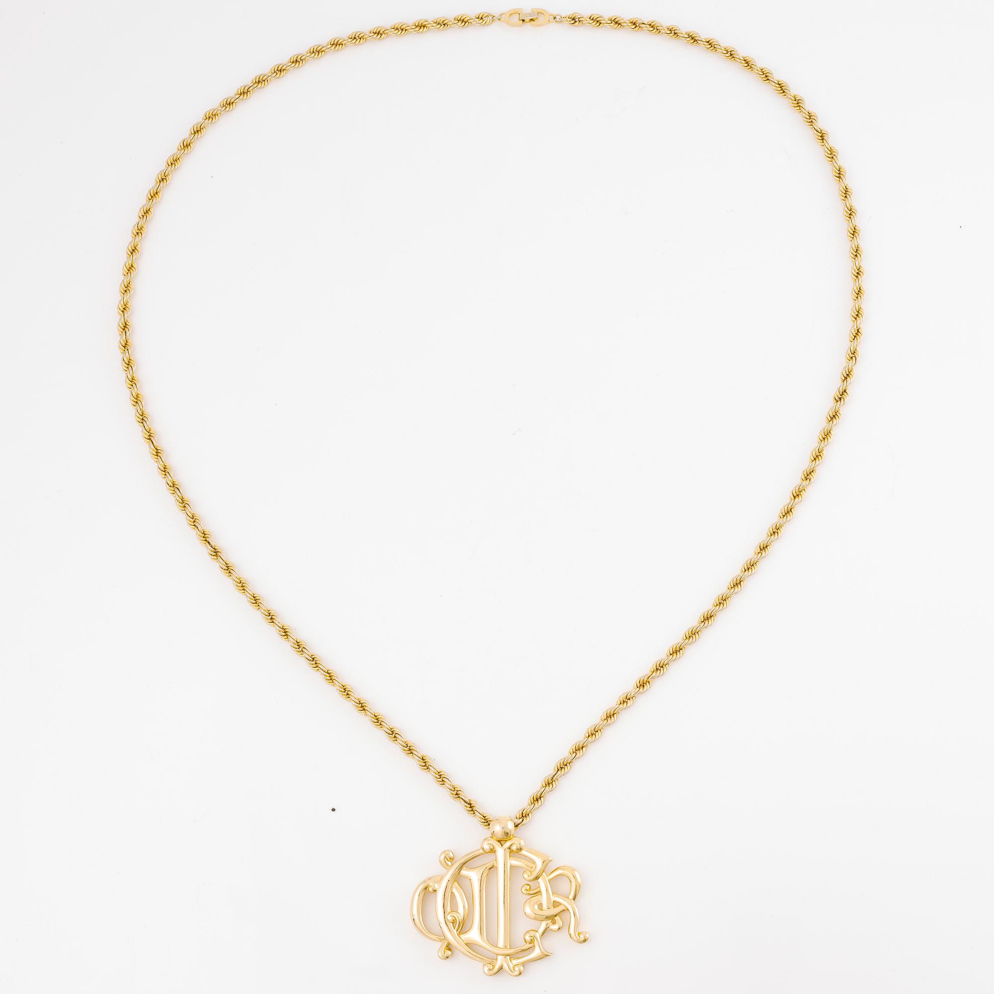 Dior necklace in gold metal.