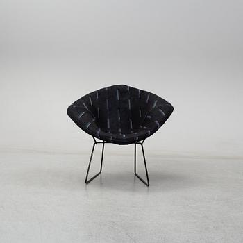 Harry Bertoia, a 'Diamond Chair'.