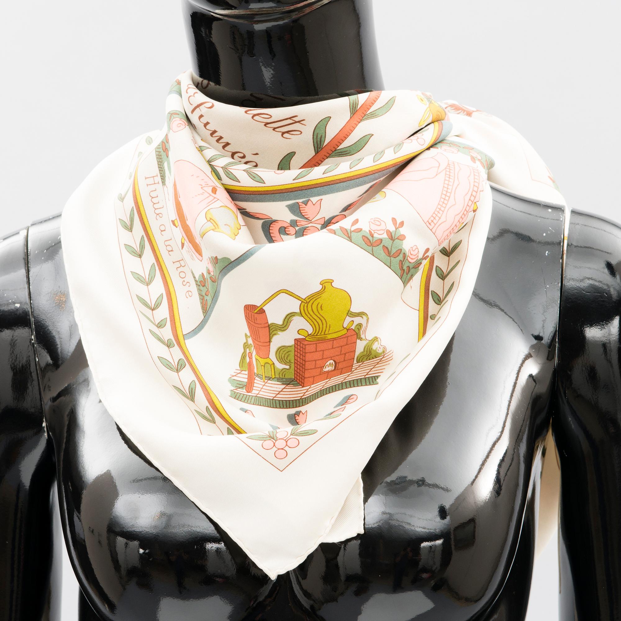 HERMÈS SCARF Huile Rafraichissante à l'usage de la Toilette Parfumée.