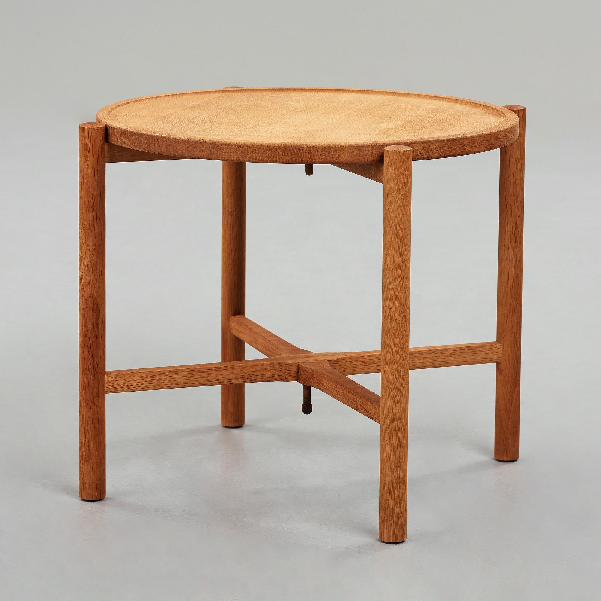 HANS J WEGNER, a "PP35", tray table for P.P Møbler, Denmark.