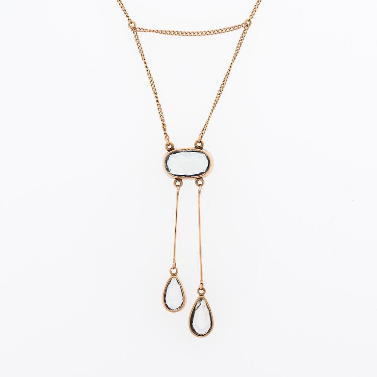 HALSSMYCKE, fasettslipade akvamariner, 14K guld. Hugo Grün, Helsingfors.