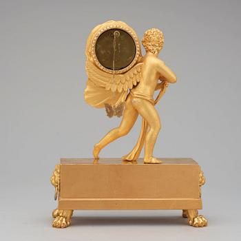 A Swedish Empire early 19th century gilt wood mantel clock by J E Callerström, master 1817.