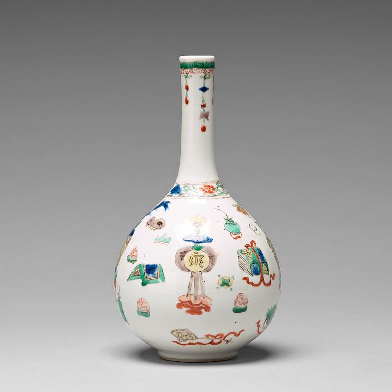 A famille verte vase, Qing dynasty, Kangxi (1662-1722).