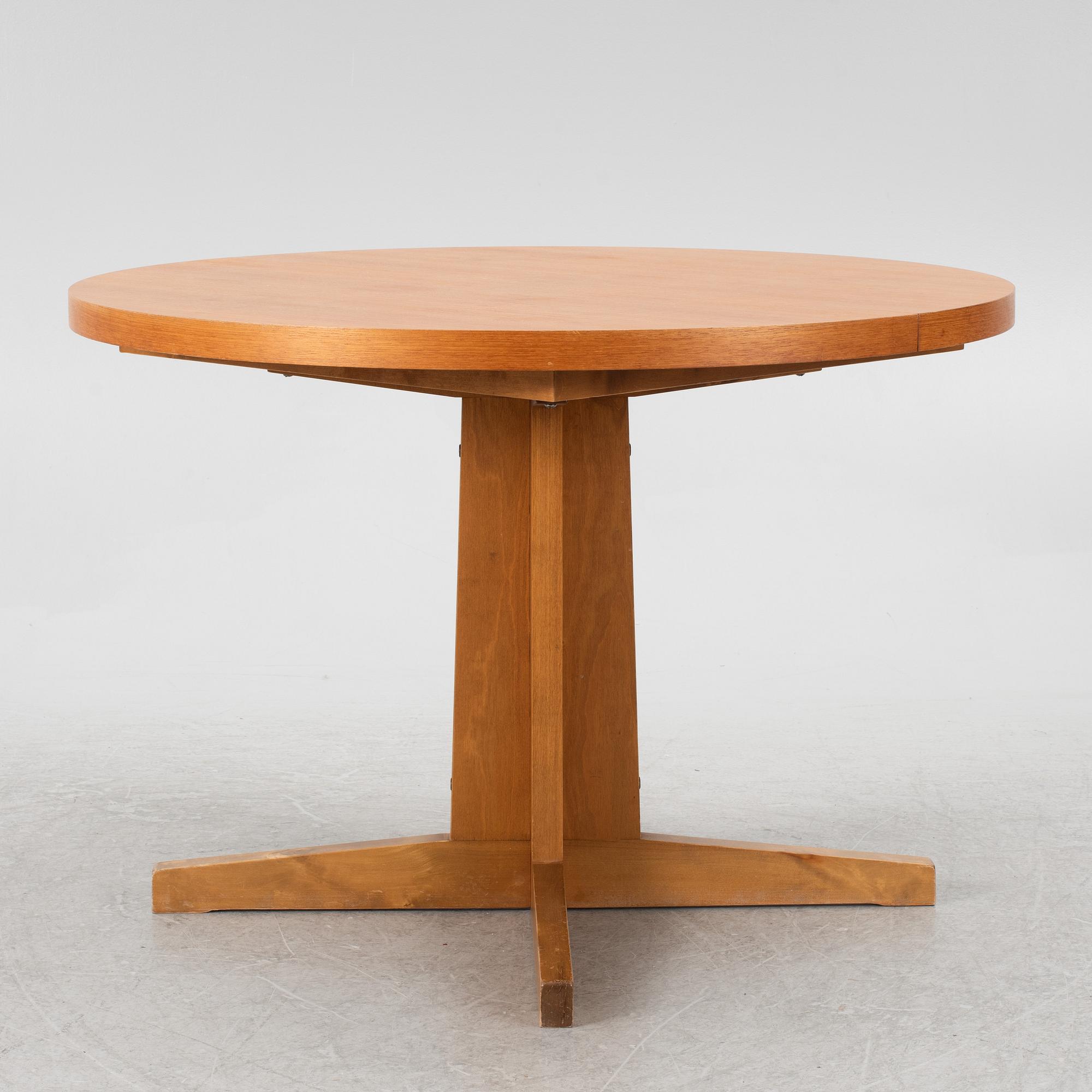 A dining table, second half of the 20th century.