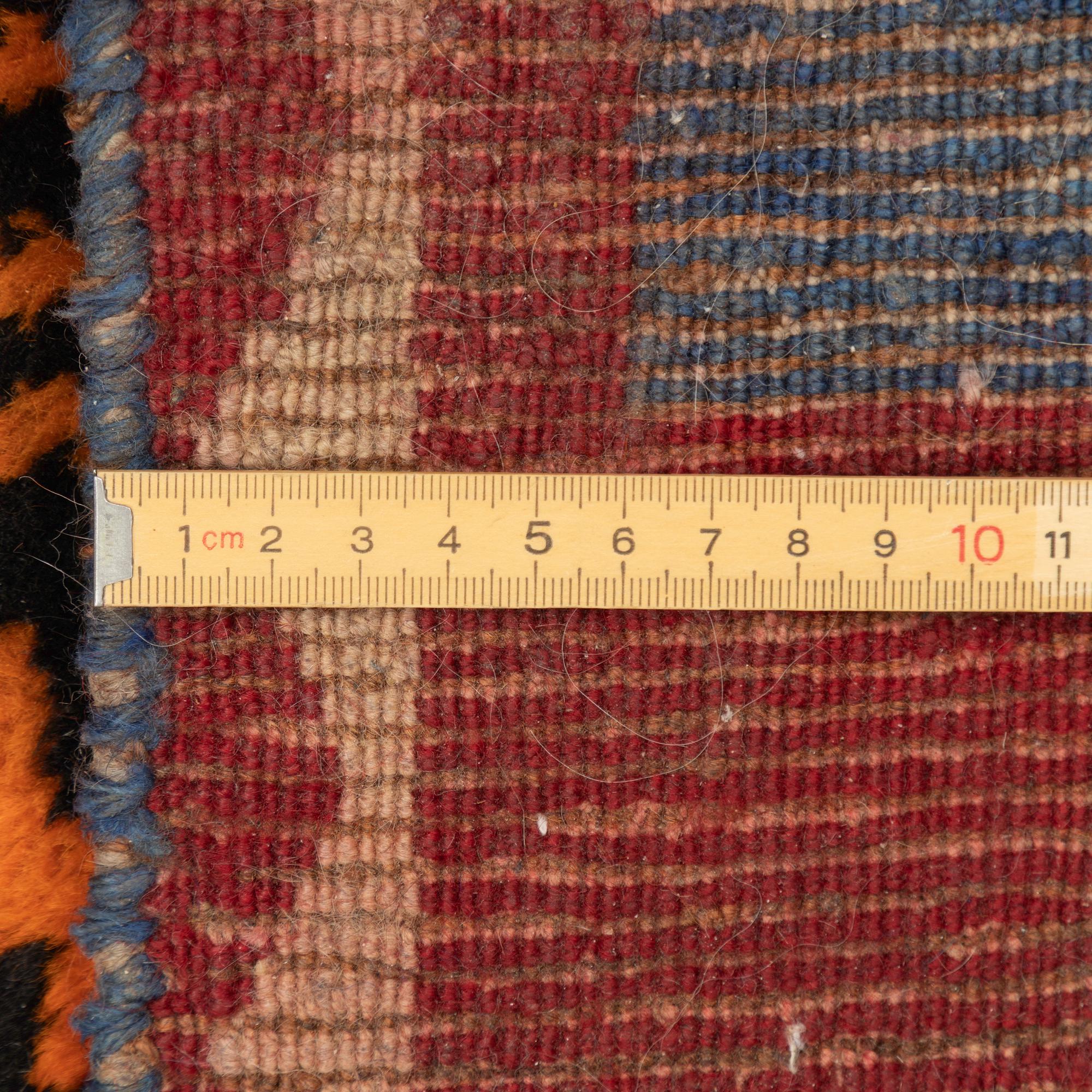 Matta semianti Qashqai södra Persien, ca 210 x 11 cm.