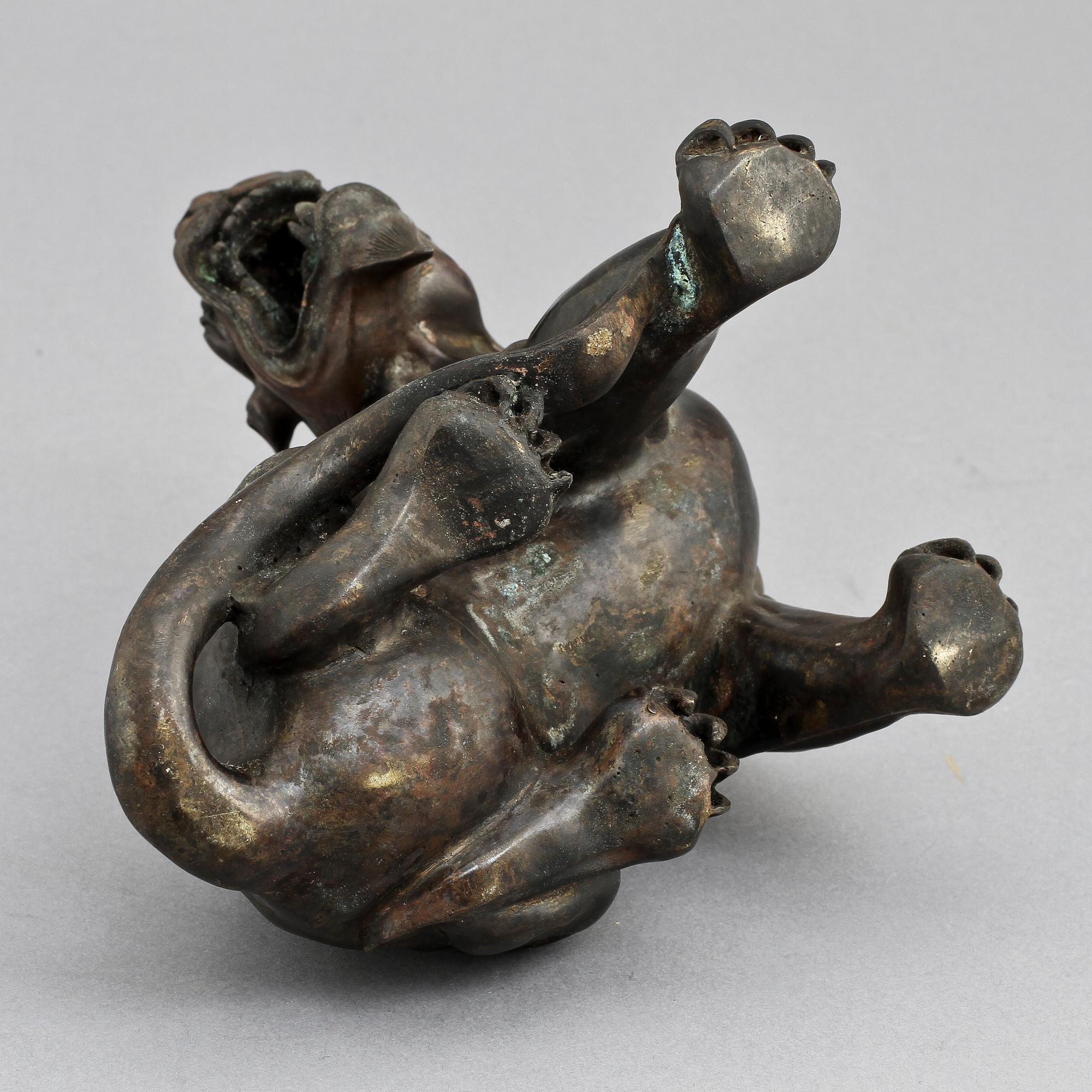 FIGURIN, brons, Kina, 1900-tal.