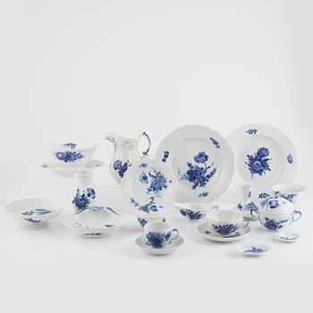 Royal Copenhagen, dinner service, 61 pieces, "Blue Flower", Denmark.