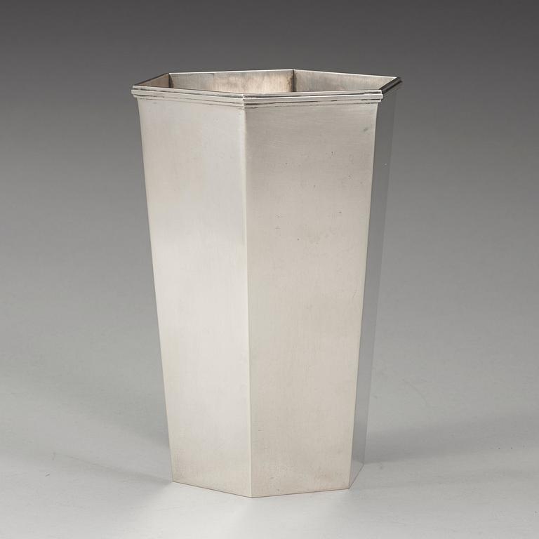 WIWEN NILSSON, vas, Lund 1956, sterling.