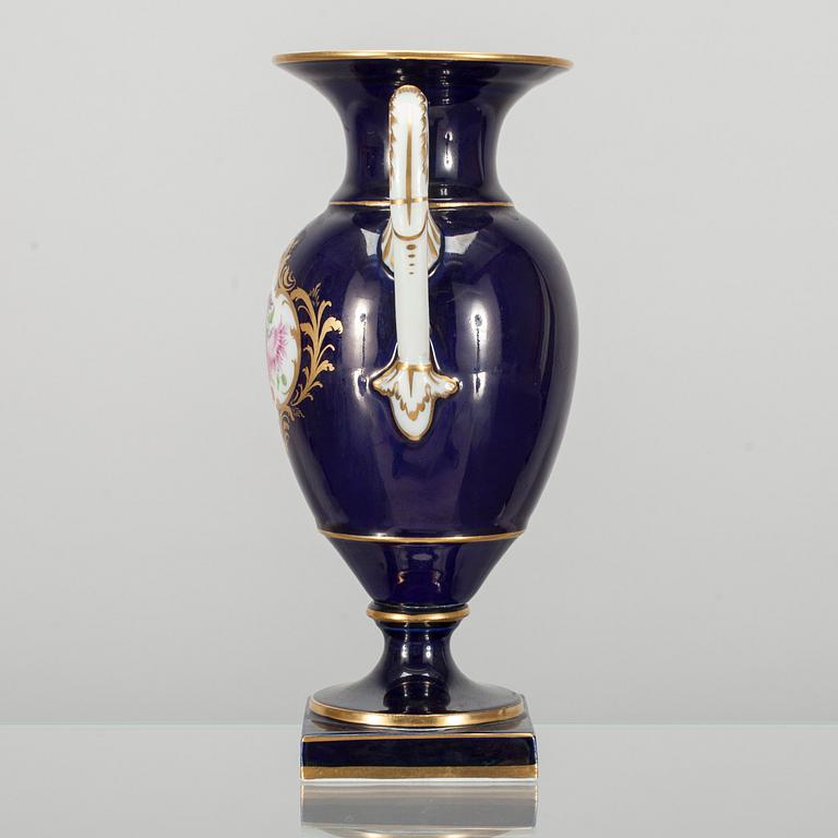 URNA / VAS, porslin, Meissen 1934-1972.