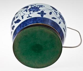 BORDSLAMPA, porslin, Kina, 1900/2000-tal.