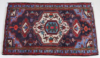 MATTA, orientalisk, ca 122 x 210.