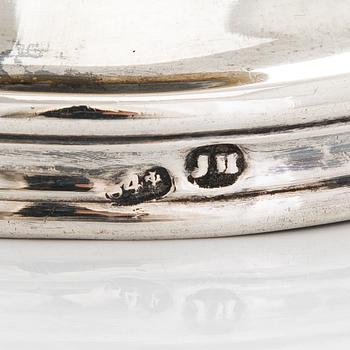 Samovar, silver, S:t Petersburg 1875. Oidentifierad mästarstämpel.
