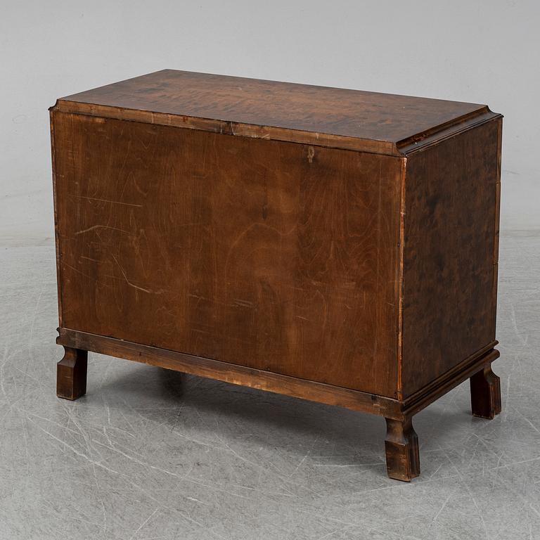 A 1920s/1930s commode.