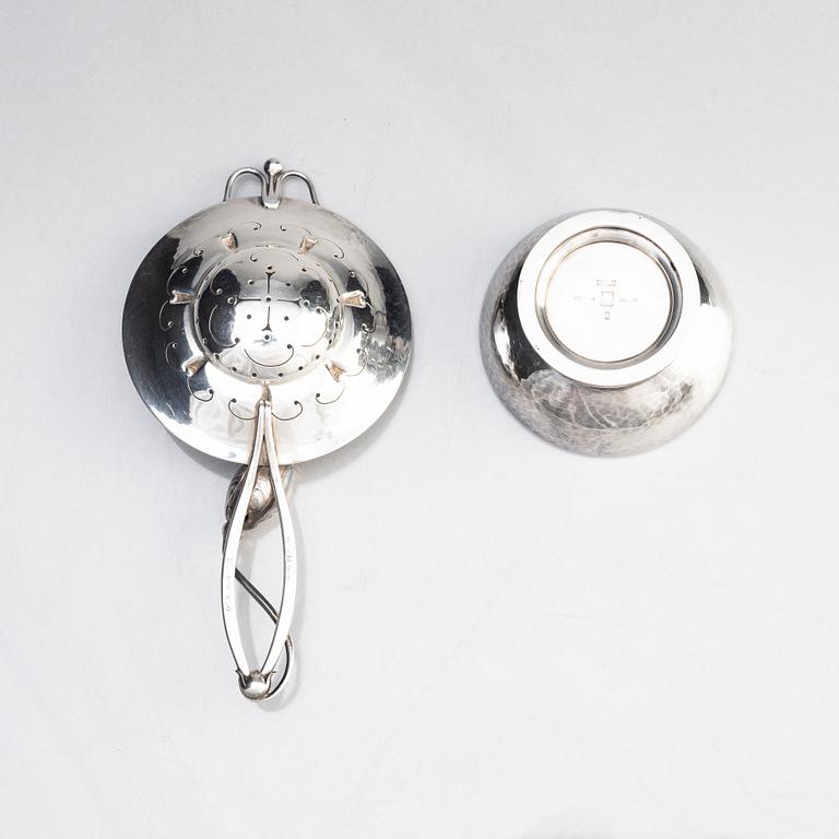Georg Jensen, a "Blossom" sterling silver tea-strainer with stand, sterling silver, Copenhagen 1933-44.