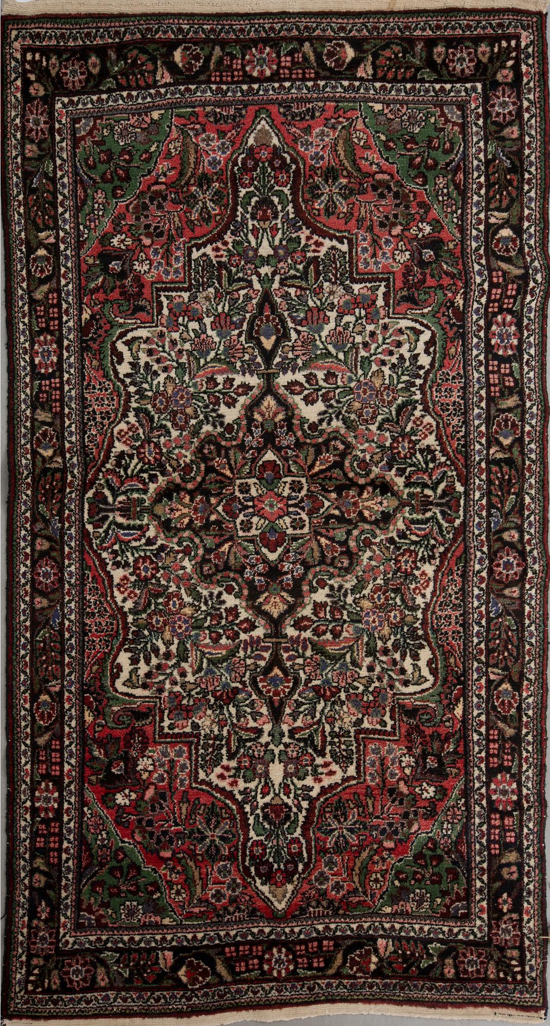 MATTA, semiantik, Hamadan/Malayer möjligen, ca 220 x 135 cm.