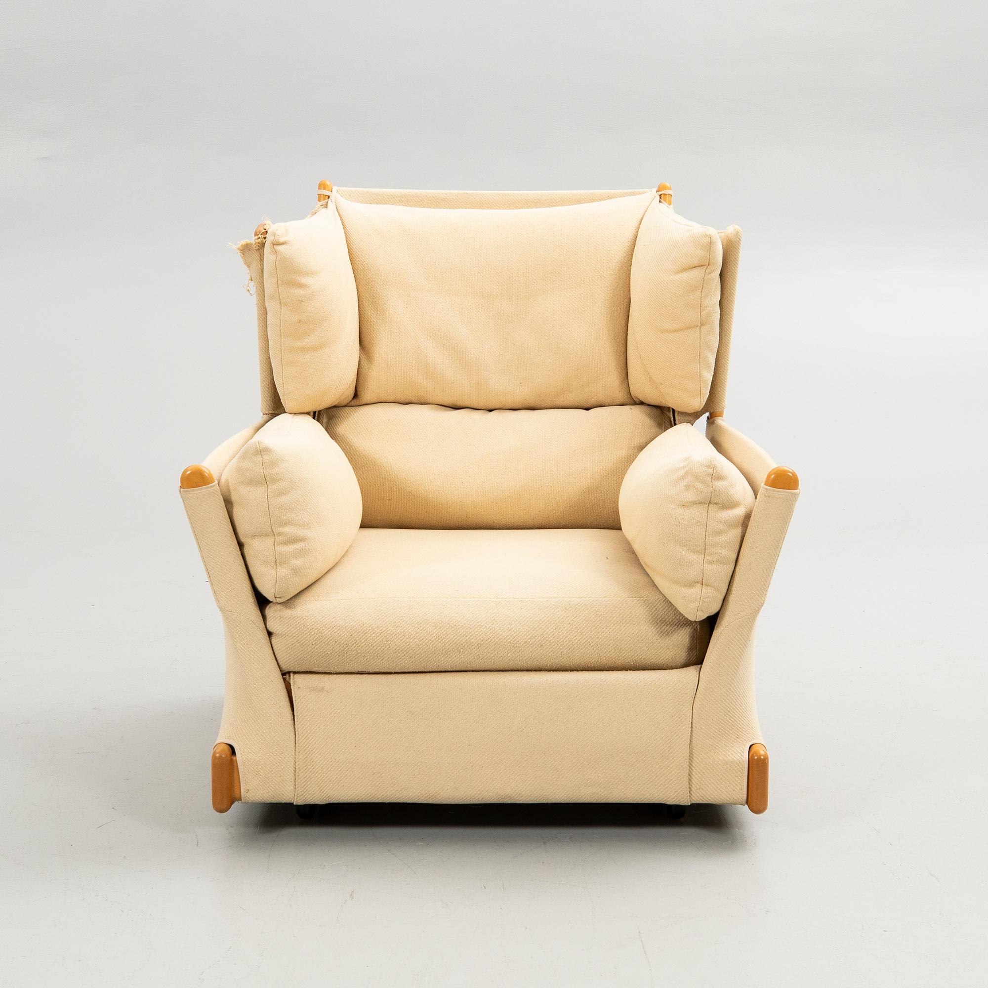 Piero de Martini, fåtölj, "Viola d'amore", Cassina, Italien, 1970-tal.
