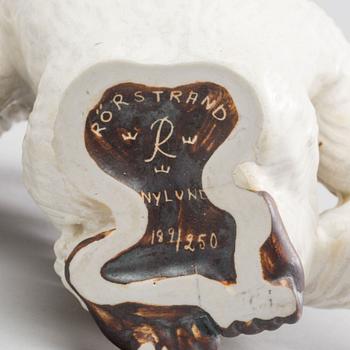 FIGURIN/APA, stengods. Gunnar Nylund, Rörstrand.