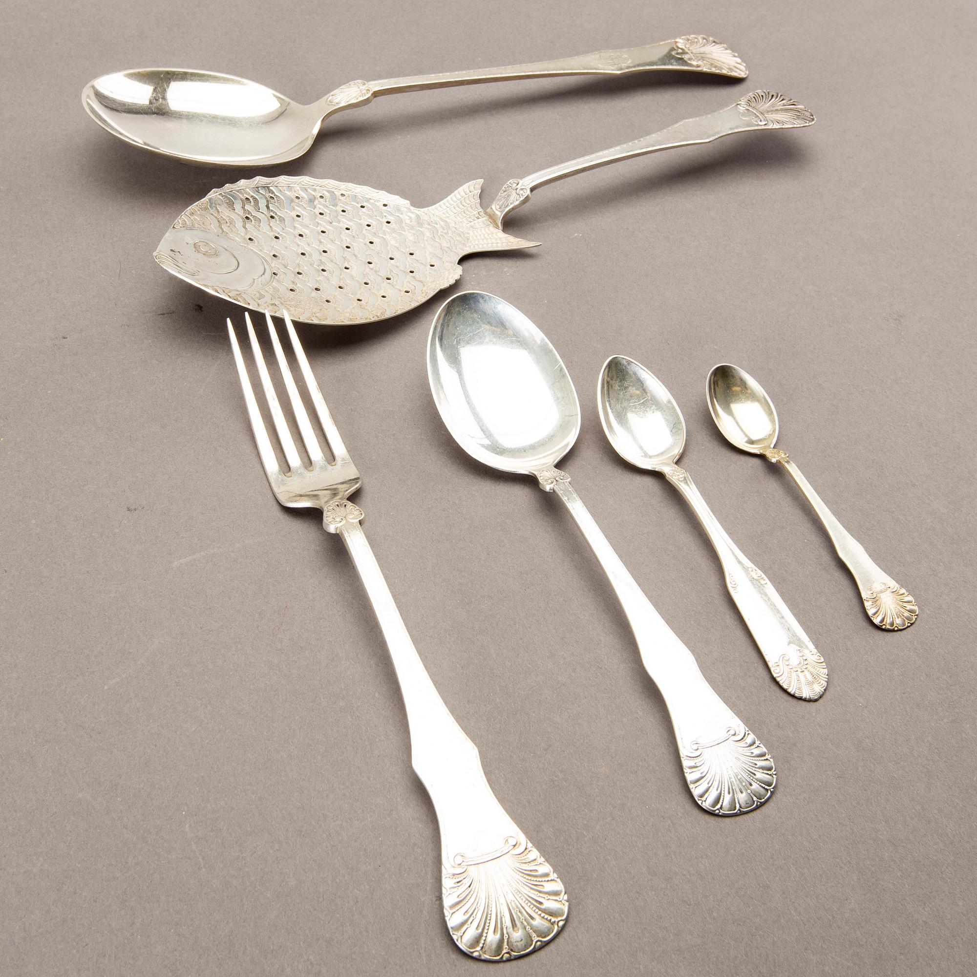 A Norwegian 20th century silver set of 48 pcs of cutlery mark of Oscar lassen total weight ca 1500 gr.
