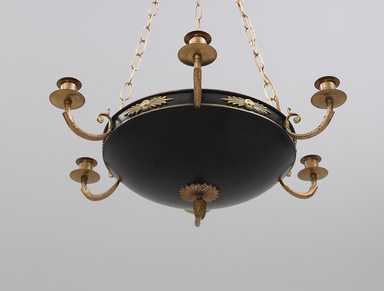 AMPEL, Karl Johan stil, 1900-talets mitt. Höjd ca 63 cm.
