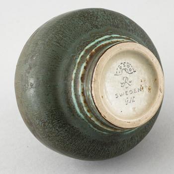 Six pieces of ceramic designed by Gunnar Nylund, Carl-Harry Stålhane and Arne Bang among others.