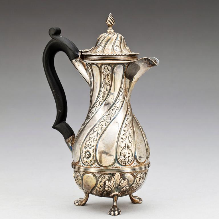 Kaffekanna, silver, rokokostil, Birmingham, England, 1892. Totalvikt ca 280 gram.