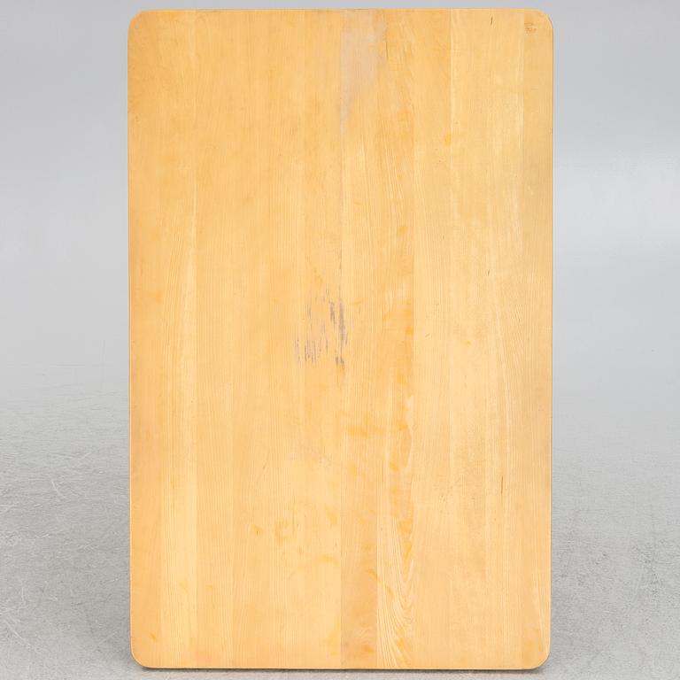 Børge Mogensen, dining table, 'Shaker', Madsens Fabrikker, Denmark.