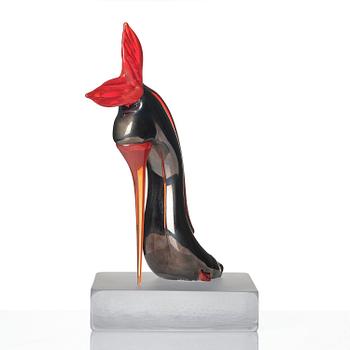 Kjell Engman, a unique glass sculpture, a high-heeled shoe in the shape of a fish, Kosta Boda.