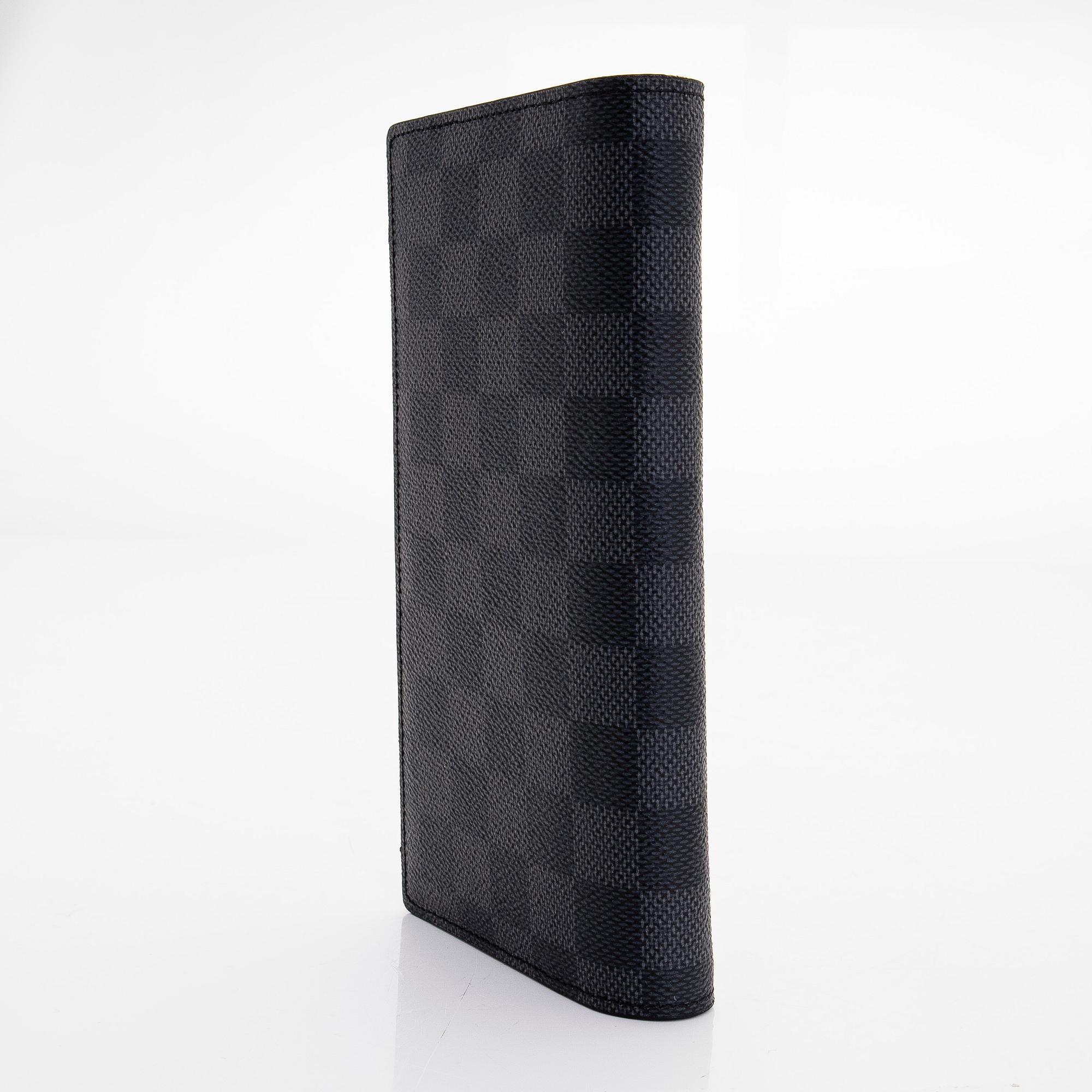 Louis Vuitton, a 'Brazza' wallet.