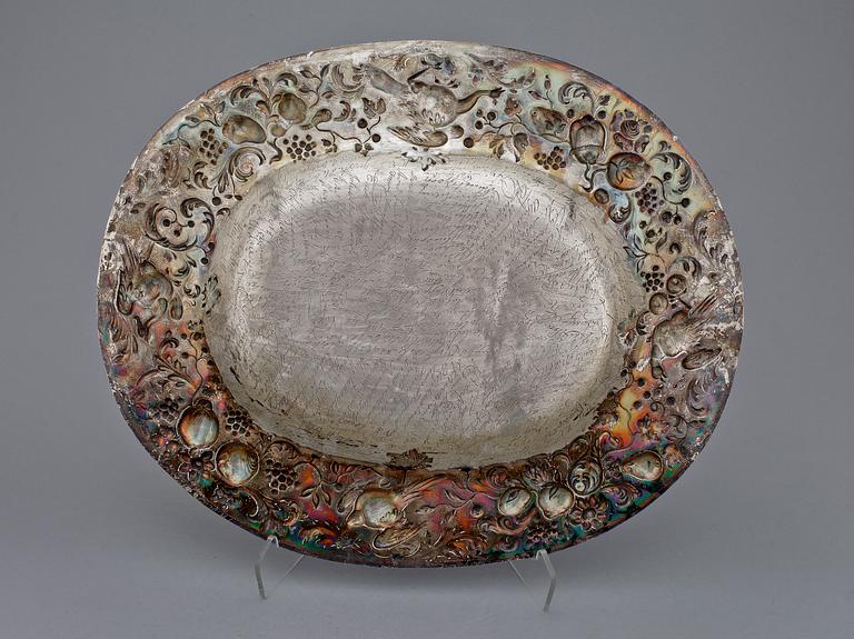 PRESENTERFAT, silver, barockstil, Sundberg Västerås 1928. Vikt ca 840 gram.