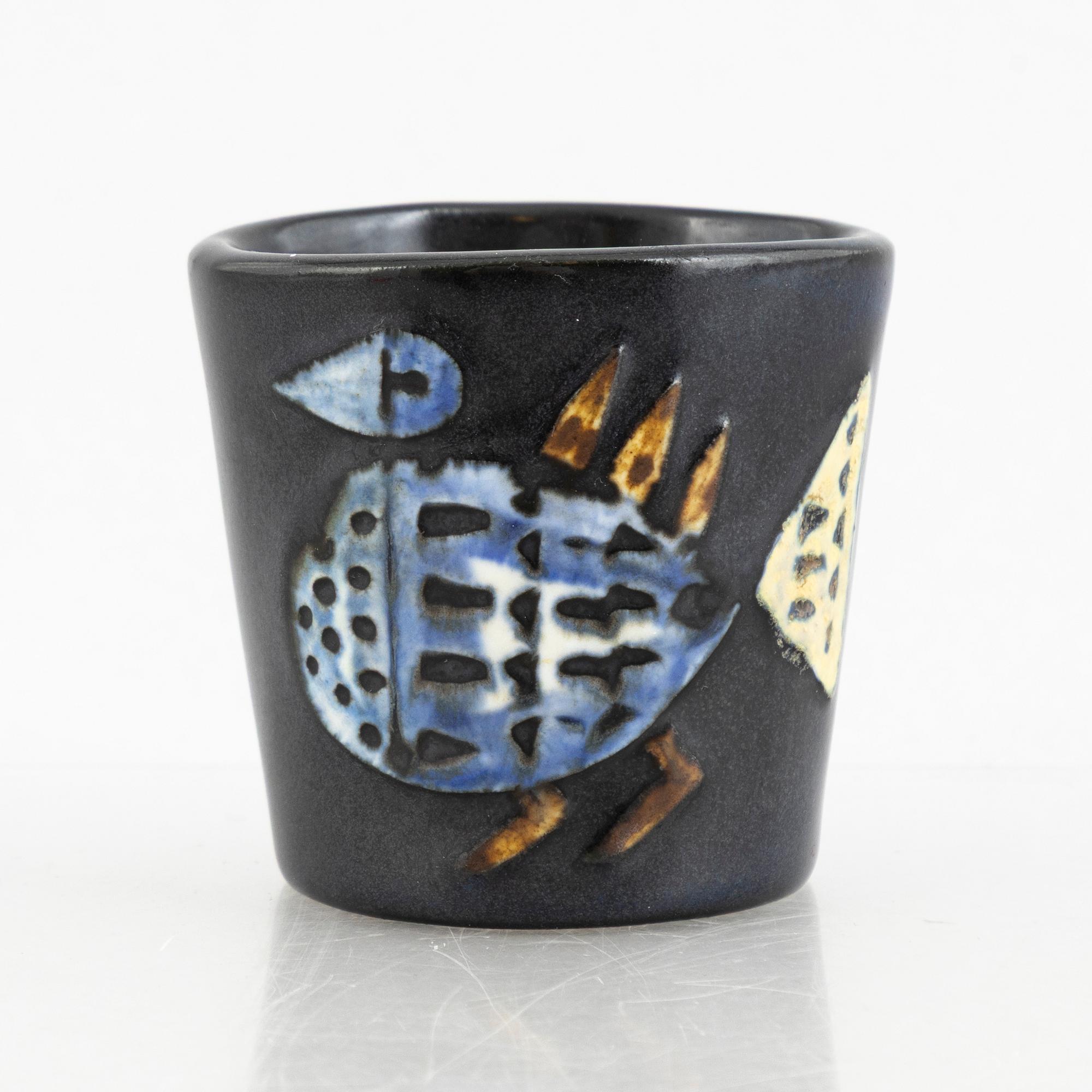 Lisa Larson, vaser, 4 st och fat, 2 st, stengods, ur serien "Varieté", Gustavsberg.