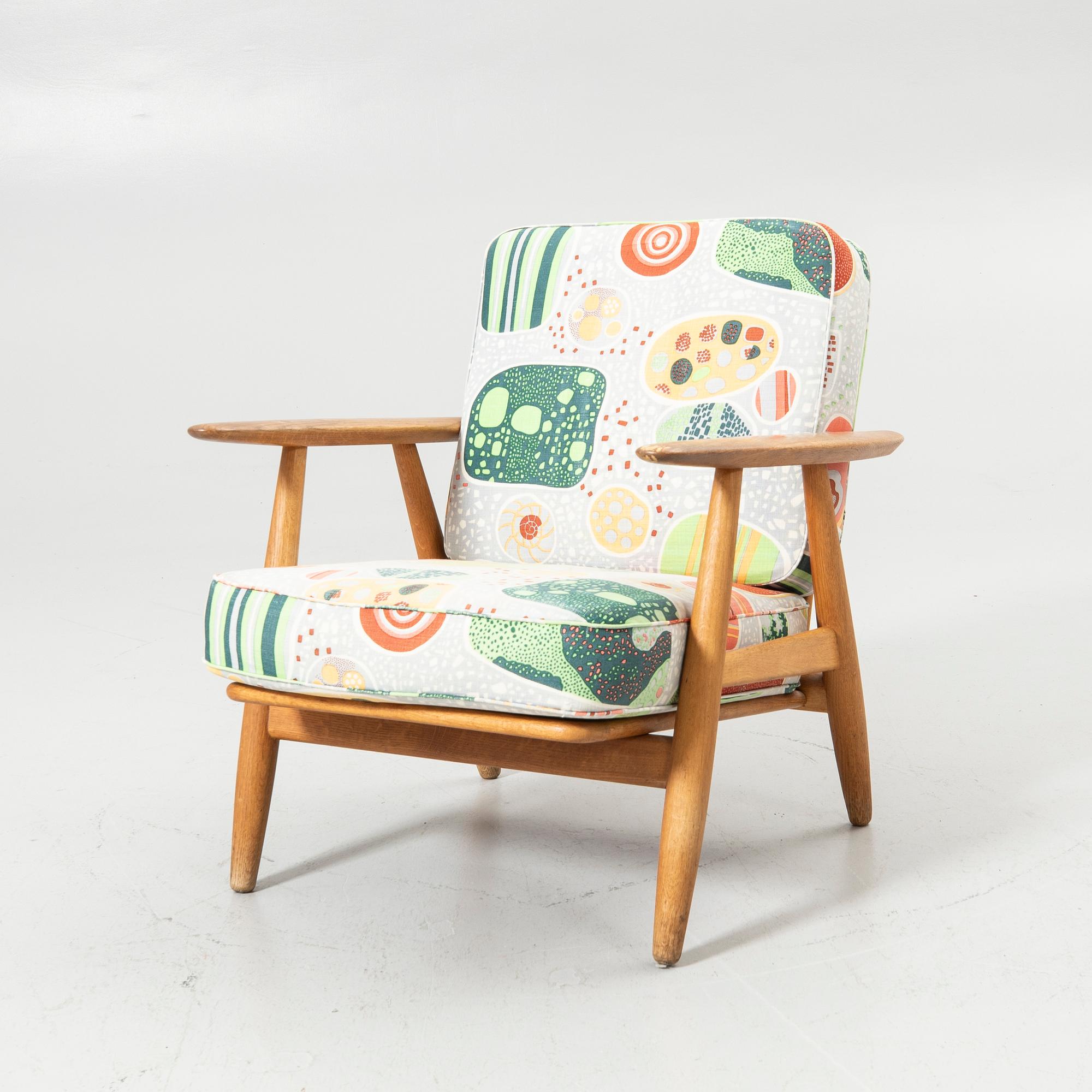 Hans J. Wegner, Armchair, "GE-240/Cigarren", Getama, Gedsted, Denmark, 1960s.