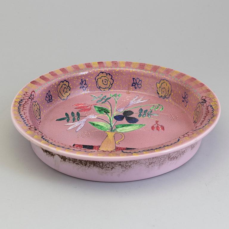 A Birger Kaipiainen bowl, 20 th century. Signed.