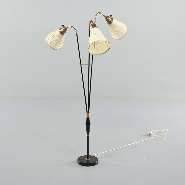 GOLVLAMPA, 1900-talets andra hälft.