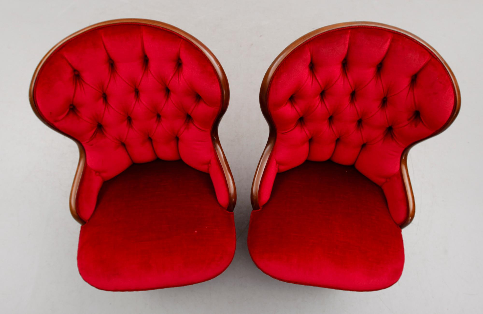 FÅTÖLJER, 1 par, 1900-talets första hälft.