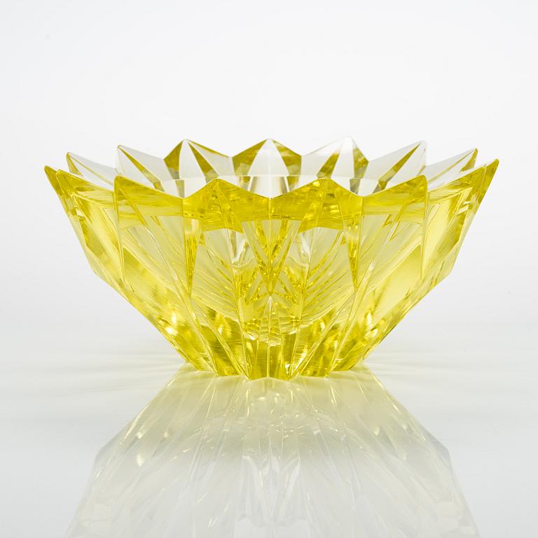 Aimo Okkolin, A 'Water lily' crystal vase, signed Aimo Okkolin Riihimäen Lasi Oy.