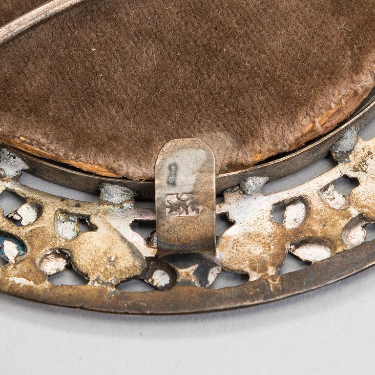 MINATYRMÅLNINGAR, 2 st, och DOSA med tryckt motiv.