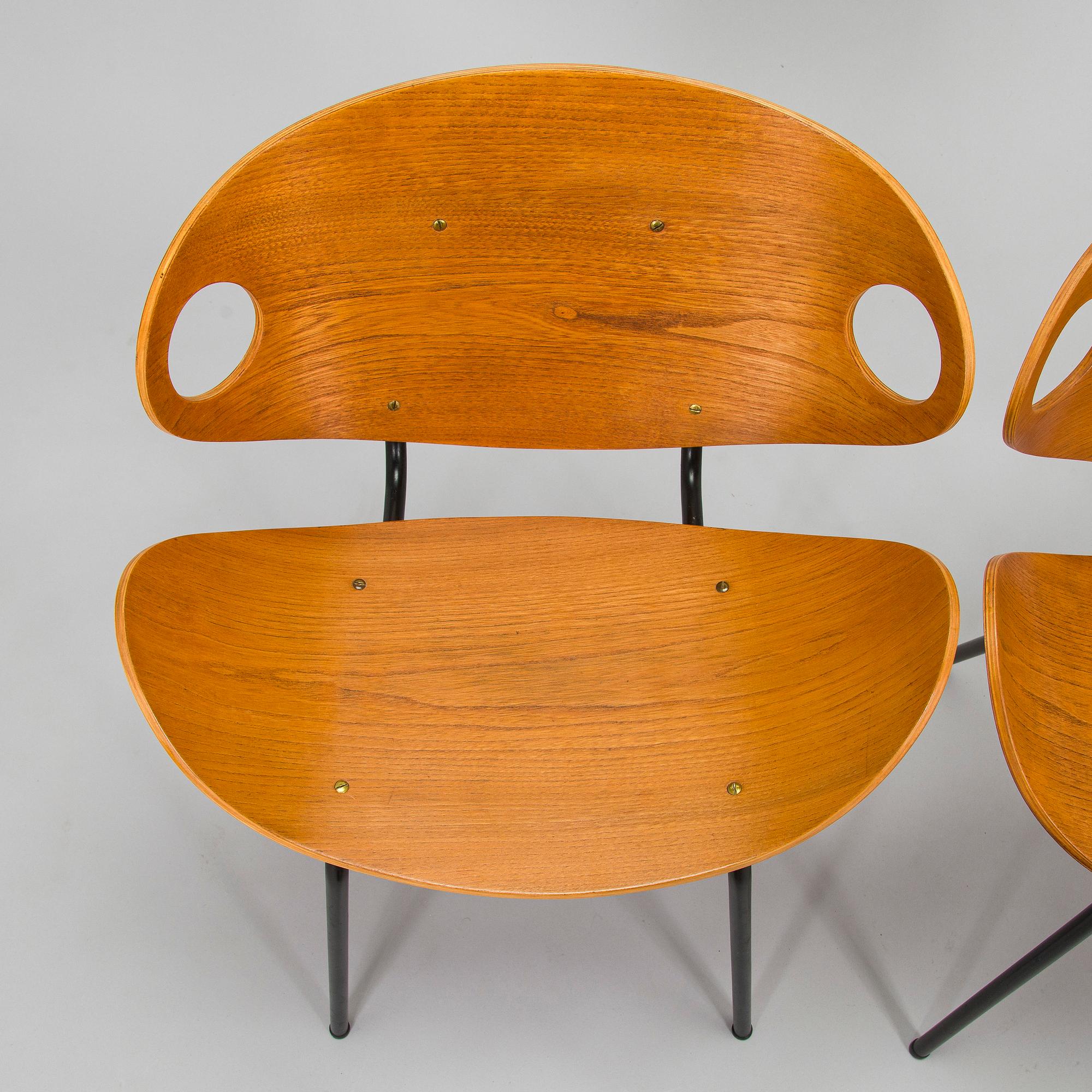 Olof Kettunen, a pair of mid-20th century 'Ulla' chairs for Merivaara.
