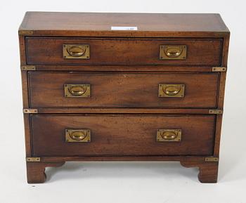 BYRÅ, engelsk stil.